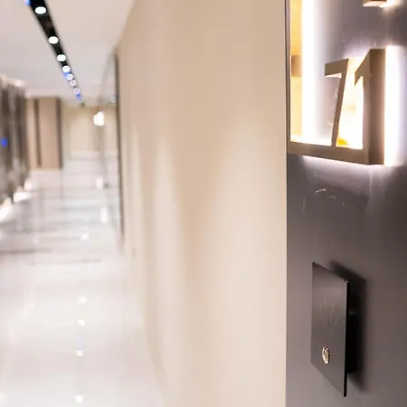 Diamond's New Royal In With Free Private Parking And Stunning Mountain Views Скоп'є