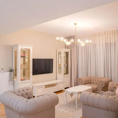 Diamond's New Royal In With Free Private Parking And Stunning Mountain Views * Скоп'є